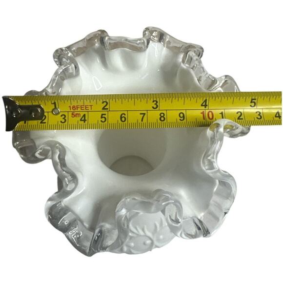 Vntg Fenton Art Milk Glass Spanish Lace Clear Crest Ruffled Rim Vase 7.5" - Picture 5 of 5